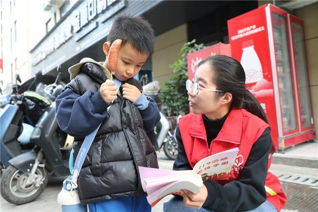 浙江龙港：“驿”起话消防 安全护成长