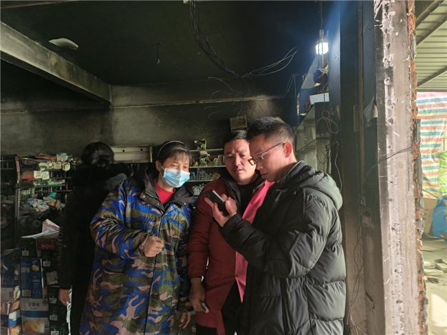 武穴烟草：“燃”情点亮小店“希望之光”