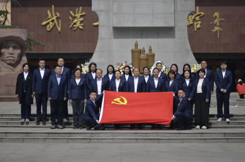 追思革命先烈 汲取前行力量