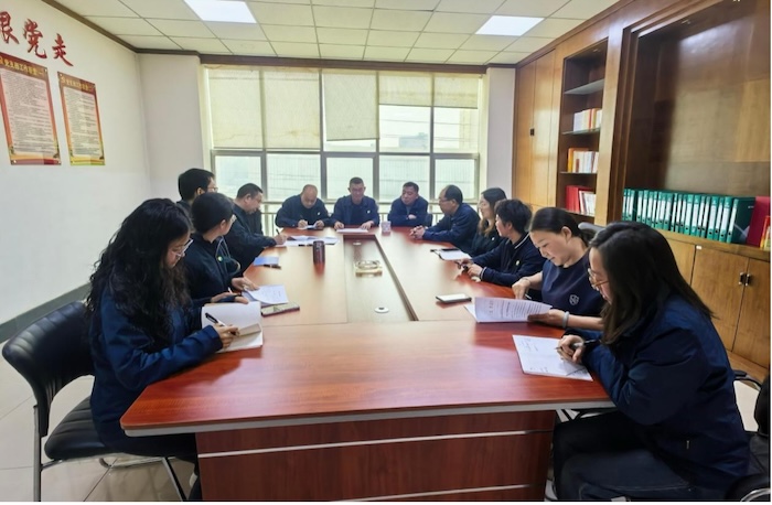 国家安全，你我同行——陆良复烤厂开展2025 年“全民国家安全教育日”宣传活动