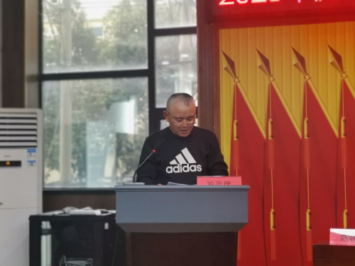 用爱筑起幸福港湾