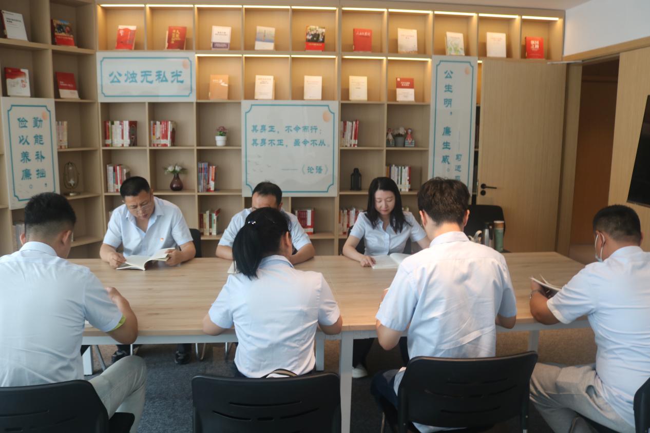 党建带团建 书香砺青春——青山区局（营销部）组织开展读书分享会活动