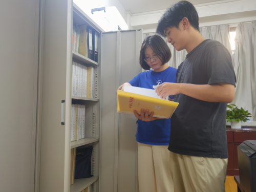 牢人事档案根基 谱写规范管理新篇