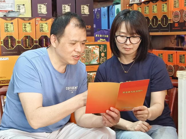 普法进群众  服务暖人心 ——多点发力开展法治宣传惠民行动