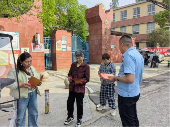 武汉黄陂：严管严控净市场 凝心聚力护青苗